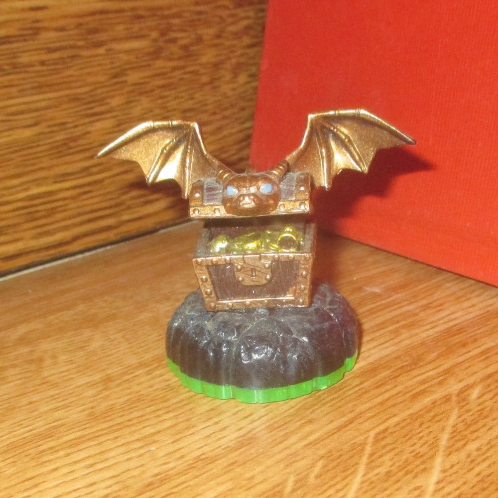Hidden Treasures (Magic Item) from Skylanders: Spyro's Adventure Figures